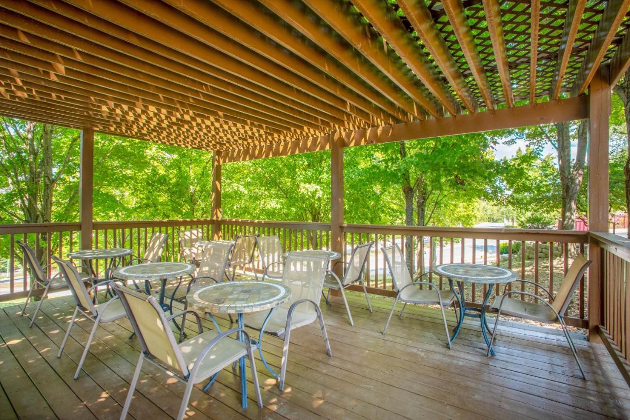 Ramada By Wyndham Branson Exterior foto